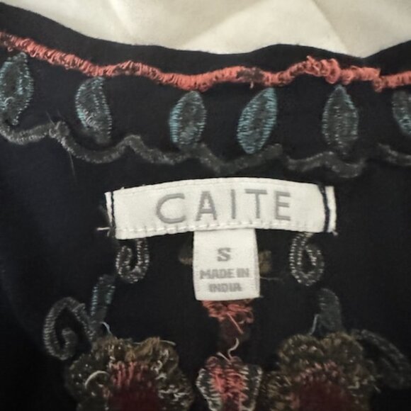 CAITE Beach Coverup - Picture 4 of 4